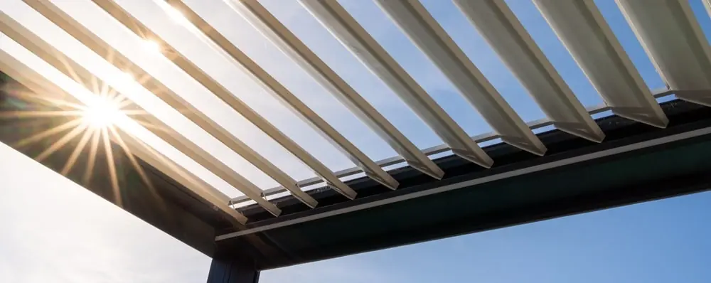 Pergola bioclimatique — fond du configurateur 3D