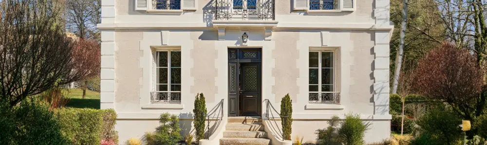 Maison avec menuiseries France Fenêtres
