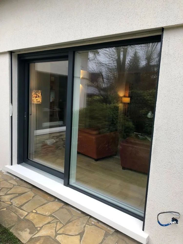 Pose de Fenêtres Mixtes PVC/Aluminium Internorm près de Nanterre